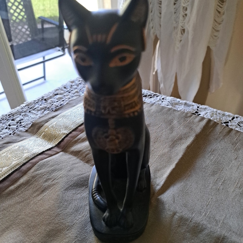 Regal Black and Gold Cat Art Piece See Photo - Picture 9 of 9